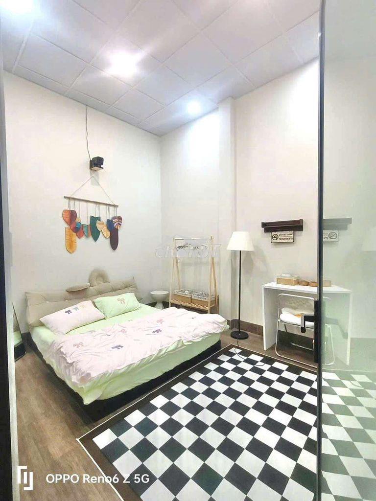 Nhà đẹp 4,5m-15m 2pn 8tr trương phướcphan