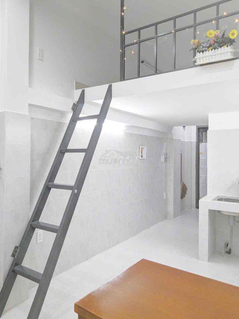Cho thuê nhà mới đẹp phú nhuận, nhà 1 trệt 1 lầu + gác, sân thượng - Ảnh 3