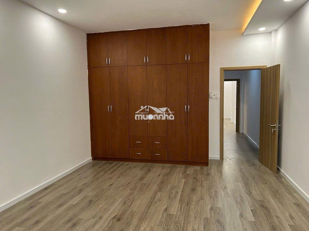 Nhà khu compound - 4x20m 4t sân đậu xe rộng gần hutech - khu d - Ảnh 2