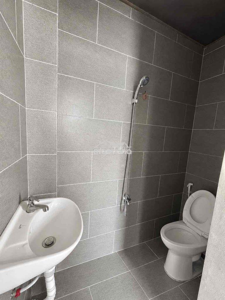🔥🔥Phòng 35m² có nội thất,  mới 100%, ngay phú mỹ hưng, giữ xe free - Ảnh 3