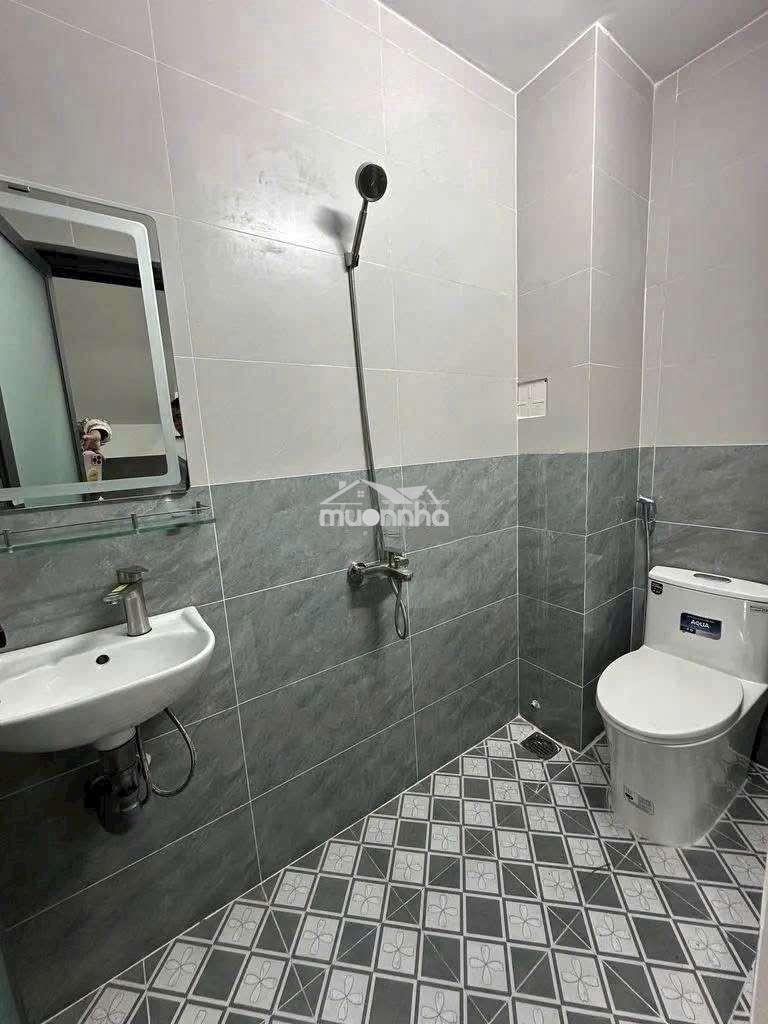 Nhà mới nguyên căn , có sẵn nội thất - Ảnh 2