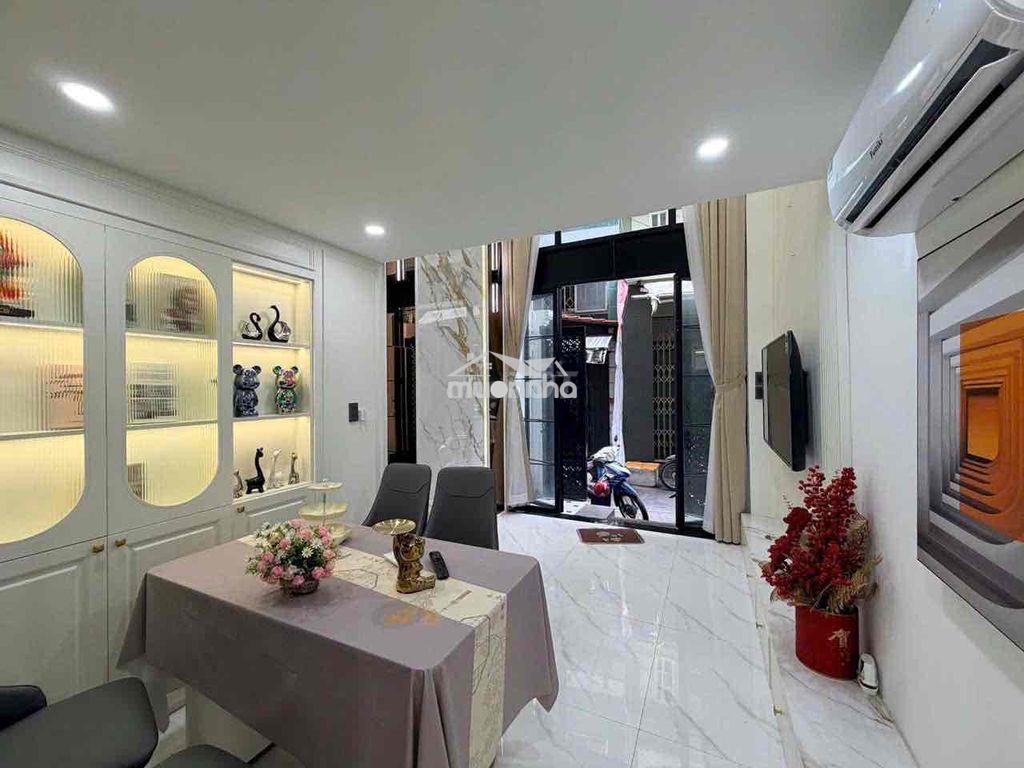 Cho thuê nhà phùng văn cung phú nhuận, 4pn 4wc, full nội thất, 18 triệ - Ảnh 2
