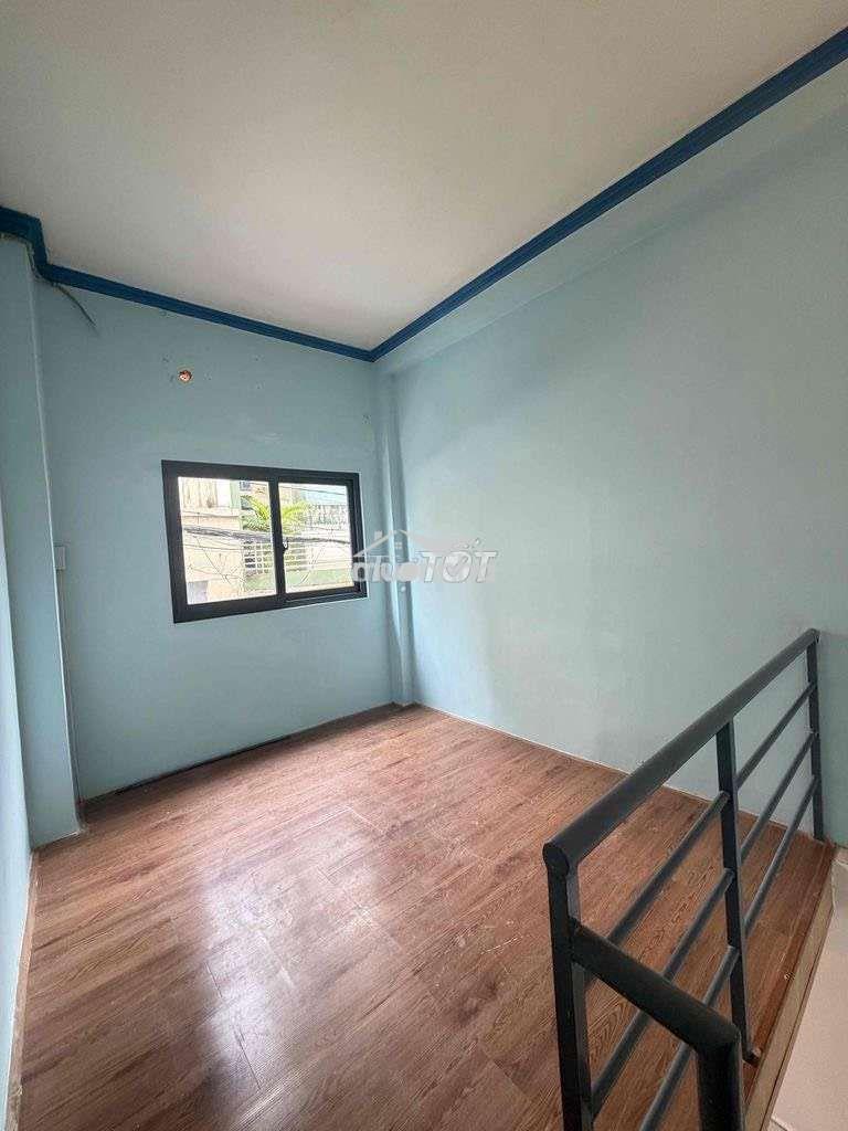Nhà thuê nguyên căn 1pn 1wc ở liền - Ảnh 4