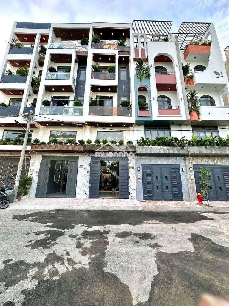 Nhà phố sang trọng khu đồng bộ 4x15m lủng 3 lầu giá 6.1 tỷ đg lqh q12