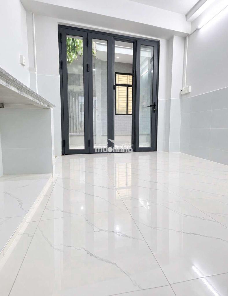 Nhà 3 tầng ngay lạc long quân âu cơ  - Ảnh 4