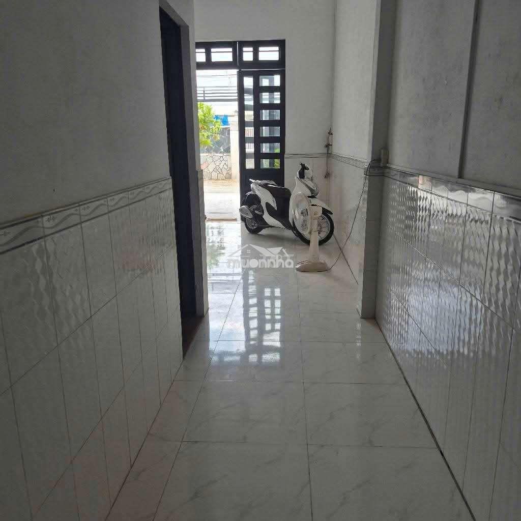 Nhà rẻ hm 5x22 đường nhựa gần chợ - Ảnh 4