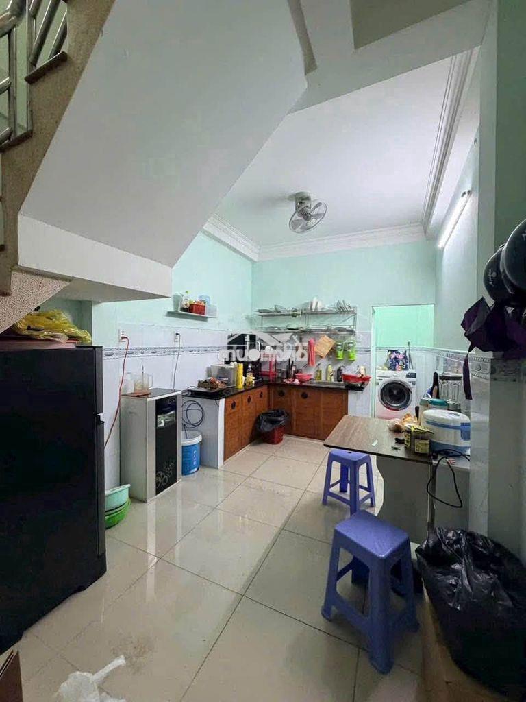 Cho thuê nhà nguyên căn ngô thời nhiệm phú nhuận 4pn hẻm xe tải - Ảnh 4