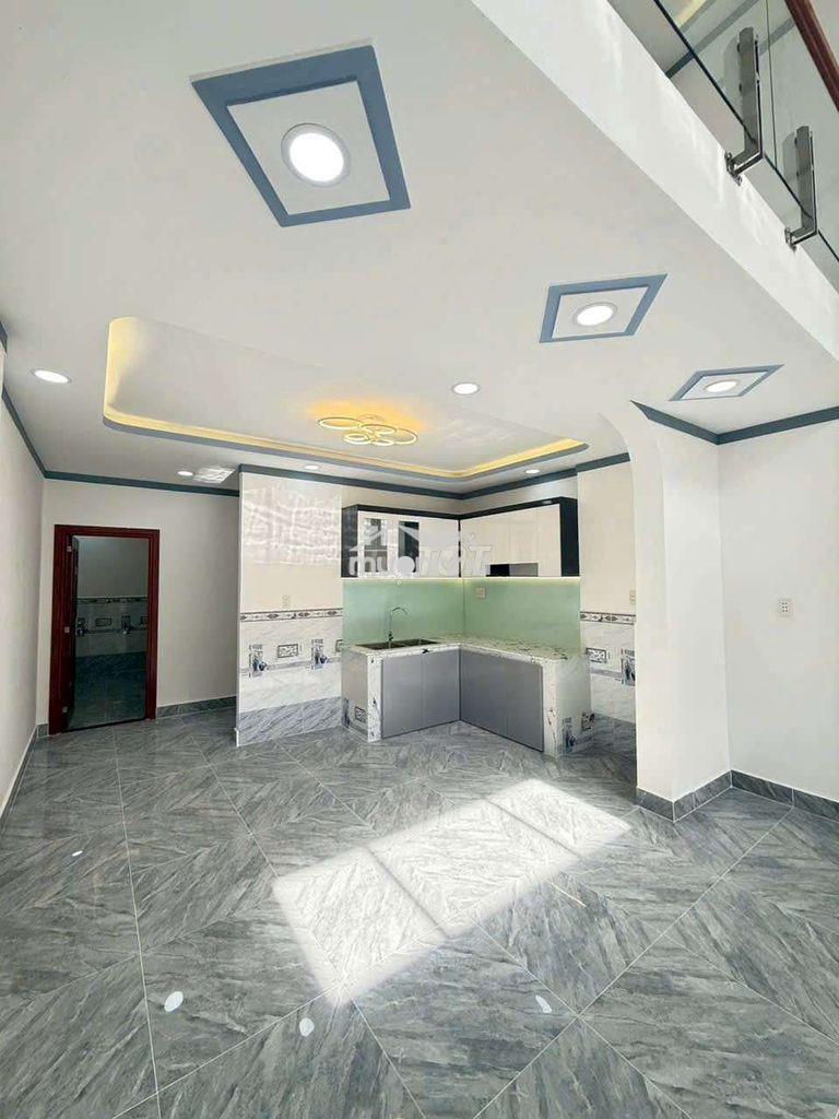Cho thuê nhà xây mới 3pn gần trường nguyễn tất thành