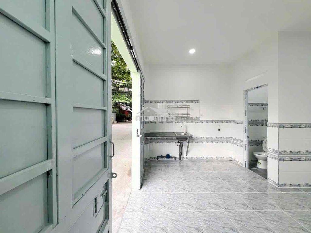 🔥 **Nhà nguyên căn rộng rãi 50m² ở được 6 người – bình tân (trống sẵn) - Ảnh 2