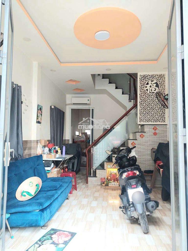 Nhà 2 phòng gần chợ phú lâm