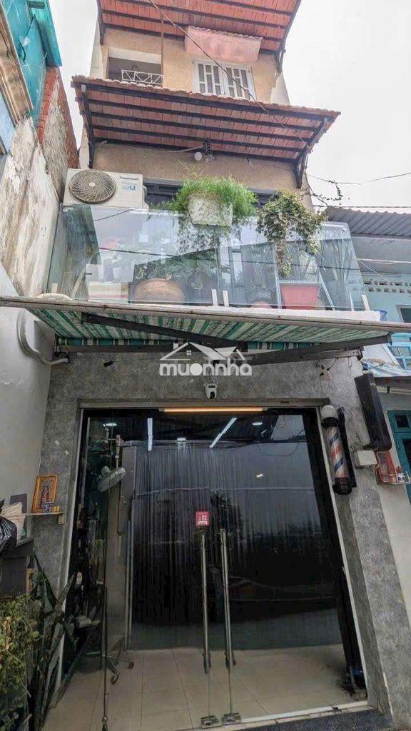 Cho thuê nhà 402 hậu giang, 9 triệu, 2pn, có nội thất như hình