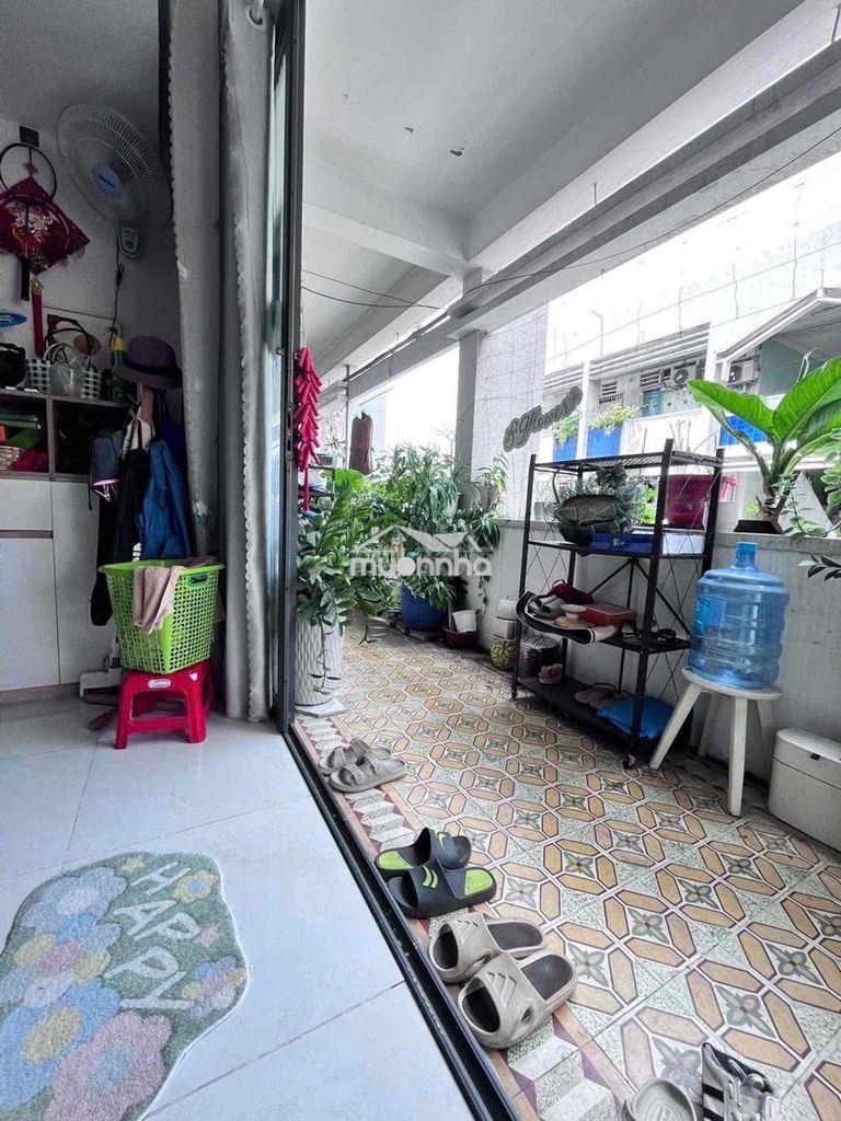 Bán căn hộ chung cư quận 3 – gần cầu lê văn sỹ | view bờ kè thoáng đẹp - Ảnh 2