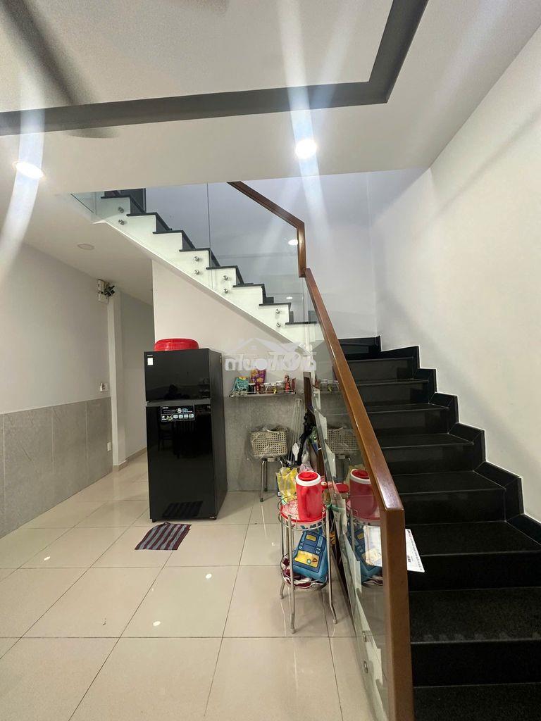 Bán nhà 4x14.5 sát mt huỳnh văn bánh 84m2 giá 119tr/m2 - Ảnh 2