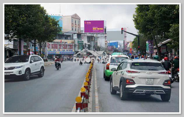 Cho thuê nhà hẻm 8m nguyễn trung ngạn