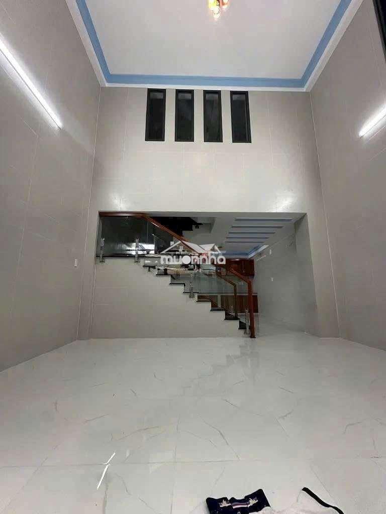 Nhà mới nguyên căn , có sẵn nội thất - Ảnh 3